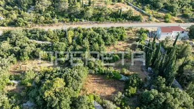 Zemljište 1.626 m², Žrnovo, otok Korčula - građevinski dio - 12