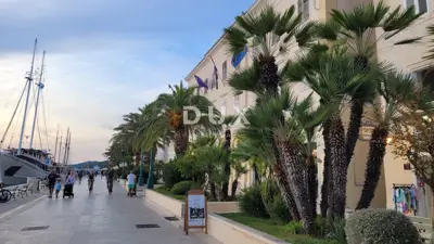 House 450 m², Mali Lošinj - old town center, 50 m from the sea