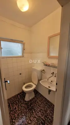 House 450 m², Mali Lošinj - old town center, 50 m from the sea - 21