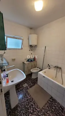 House 450 m², Mali Lošinj - old town center, 50 m from the sea - 22