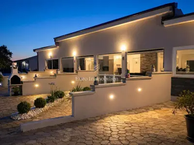 Apartment 61 m², Vir - 2 bedrooms, 2 bathrooms