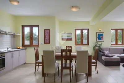 Kuća 142 m², Labin - bazen i potpuna privatnost - 11