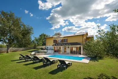 Kuća 142 m², Labin - bazen i potpuna privatnost - 2