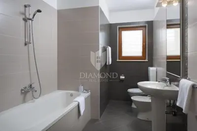 Kuća 142 m², Labin - bazen i potpuna privatnost - 6