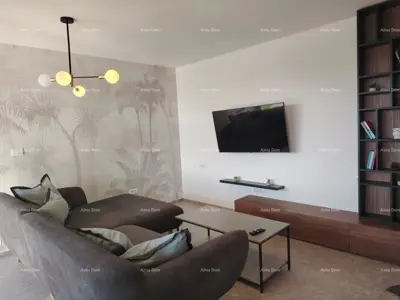 Hochwertige Drei-Zimmer-Wohnung mit Garten und Pool, möbliert - 6