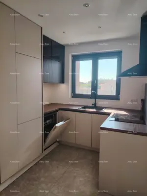 Hochwertige Drei-Zimmer-Wohnung mit Garten und Pool, möbliert - 5