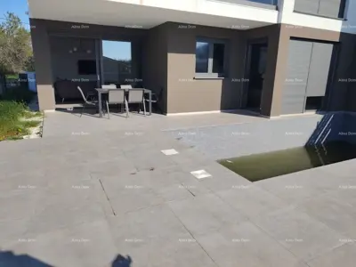 Hochwertige Drei-Zimmer-Wohnung mit Garten und Pool, möbliert - 2