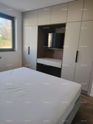 Hochwertige Drei-Zimmer-Wohnung mit Garten und Pool, möbliert - 13