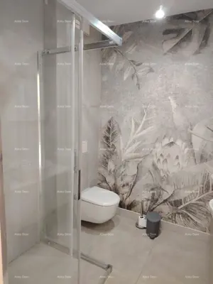 Hochwertige Drei-Zimmer-Wohnung mit Garten und Pool, möbliert - 20