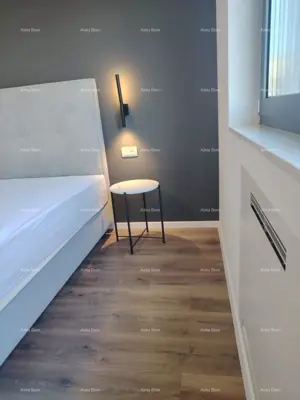 Hochwertige Drei-Zimmer-Wohnung mit Garten und Pool, möbliert - 12