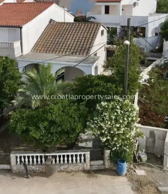 Semi-detached house, Šolta, 50 m from the sea and covered terrace - 3