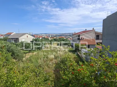 Građevinsko zemljište 1541 m², Sveti Kajo - mirna lokacija