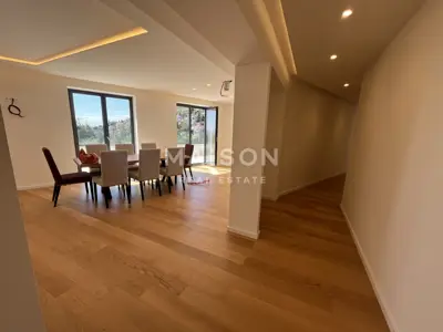 Stan 117 m², Opatija - Centar, balkon i pogled na Kvarner