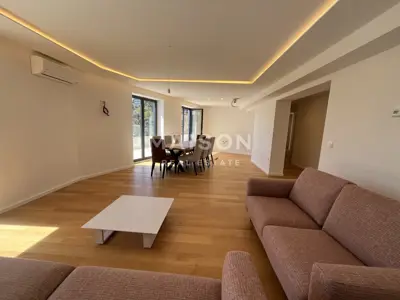 Stan 117 m², Opatija - Centar, balkon i pogled na Kvarner - 4