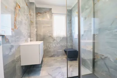 Poreč, luxury villa a step away from the sea - 9