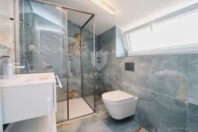 Poreč, luxury villa a step away from the sea - 13
