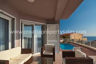 Villa 211 m², Rogoznica, 30 m from the sea and sea view - 2