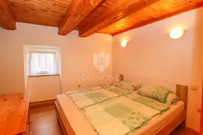 Townhouse, Brtonigla - quiet street and loggia with sea view - 12