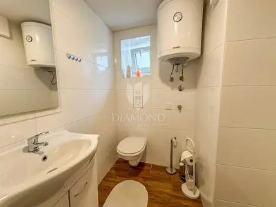 Townhouse, Brtonigla - quiet street and loggia with sea view - 20