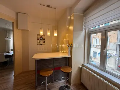 Wohnung 108 m², Rijeka Centar - 3 Schlafzimmer und Balkon - 6