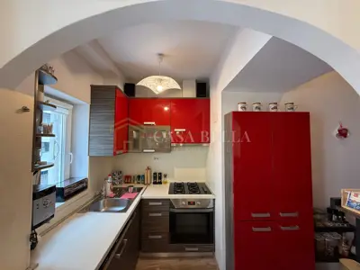 Wohnung 108 m², Rijeka Centar - 3 Schlafzimmer und Balkon - 4