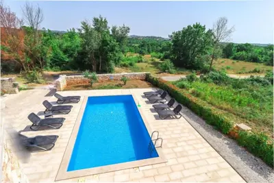 Villa 168 m², Sveti Lovreč - steinerne Schönheit mit Pool - 3