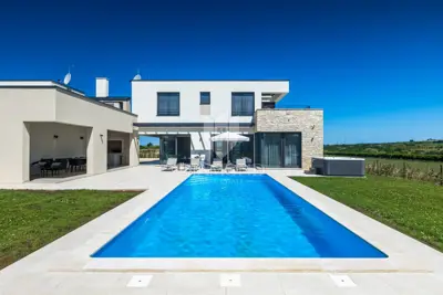Vila 264 m², Brtonigla - pogled na istarski krajolik - 19