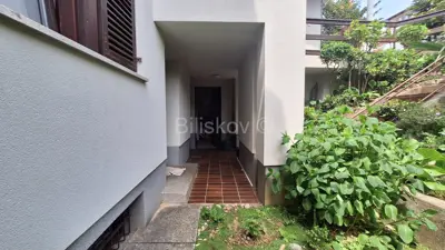 Maksimir, Barutanski brijeg, Doppelhaushälfte 311 m², Parkplatz - 6