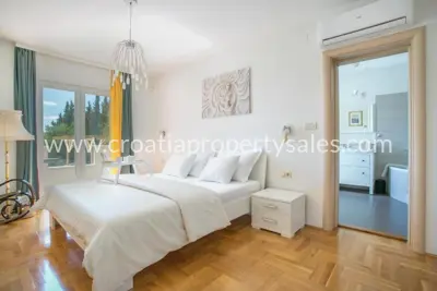 Vila, Kaštela - panoramski pogled na more i otoke - 6