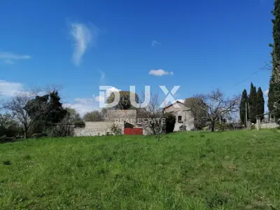 Anwesen 450 m², Cere - zur Adaptierung und Bauland - 7
