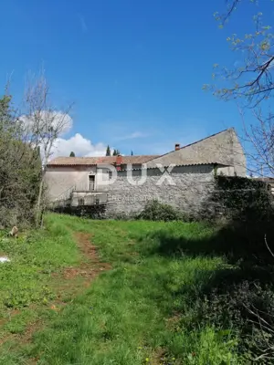 Anwesen 450 m², Cere - zur Adaptierung und Bauland - 6
