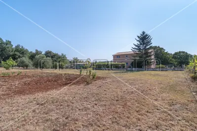 Building land 584 m², Loborika, quiet location
