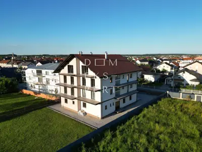 Sesvetska selnica, Investitionshaus mit 6 Wohneinheiten und Gewerbe