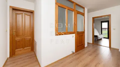 Sesvetska selnica, Investicijska kuća sa 6 stambenih jedinica i poslov - 9