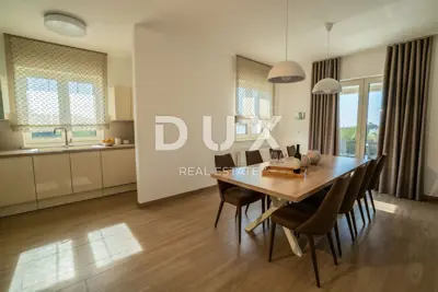 Villa 400 m², Deklići, Kaštelir-Labinci - ruhige Lage nahe Poreč - 8