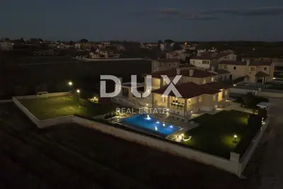 Villa 400 m², Deklići, Kaštelir-Labinci - ruhige Lage nahe Poreč - 3