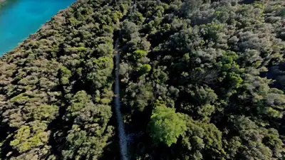 ISTRA, MARČANA - Investicijski turistički kompleks, prvi red do mora - 9