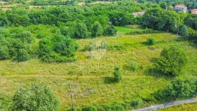 Building plot 2,898 m², Grožnjan - 3 houses - 10