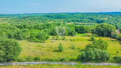 Building plot 2,898 m², Grožnjan - 3 houses - 12