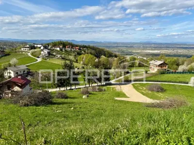 Zemljište 679 m², Vrhovčak - otvoren pogled na Zaprešić i Zagreb - 2