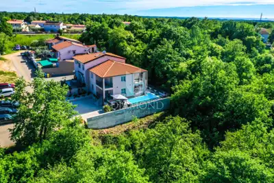 Poreč, surroundings, modern semi-detached house with pool - 21