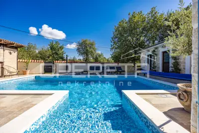 House for sale in Vodnjan, 280 m² - 2