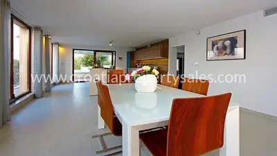 Villa 189 m², Insel Brač - Meerblick - 8