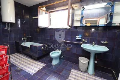 House 260 m², Kanfanar - authentic stone house - 11
