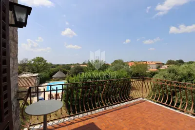 House 260 m², Kanfanar - authentic stone house - 2