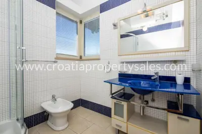 Haus, Brač, 192 m², 1 970 000 € - 8