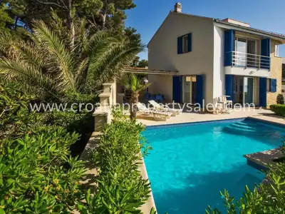 Haus, Brač, 192 m², 1 970 000 € - 2