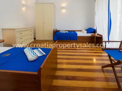 Haus, Brač, 192 m², 1 970 000 € - 5