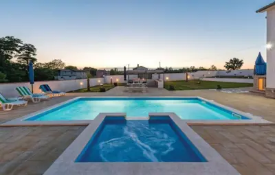 Vila 200 m² u Žminju, bazen i jacuzzi - 14