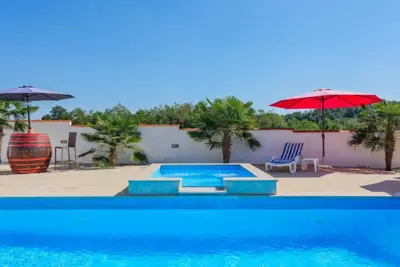Vila 200 m² u Žminju, bazen i jacuzzi - 10